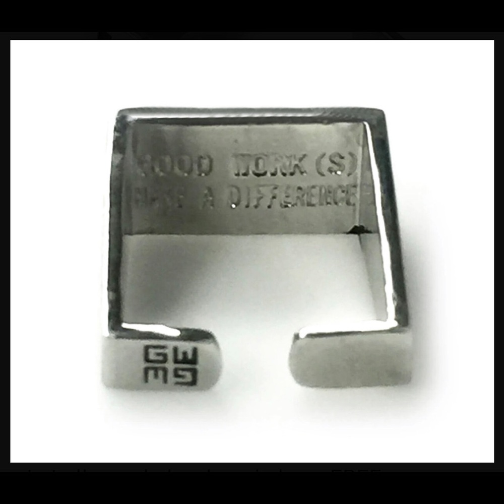 LOVE RING • NWT - Picture 3 of 3